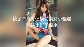 轻熟女姐妹组合露脸激情4P伺候年轻小哥哥，让小哥吃奶子口交大鸡巴，黑丝情趣互动抽插，浪叫呻吟不止好刺激